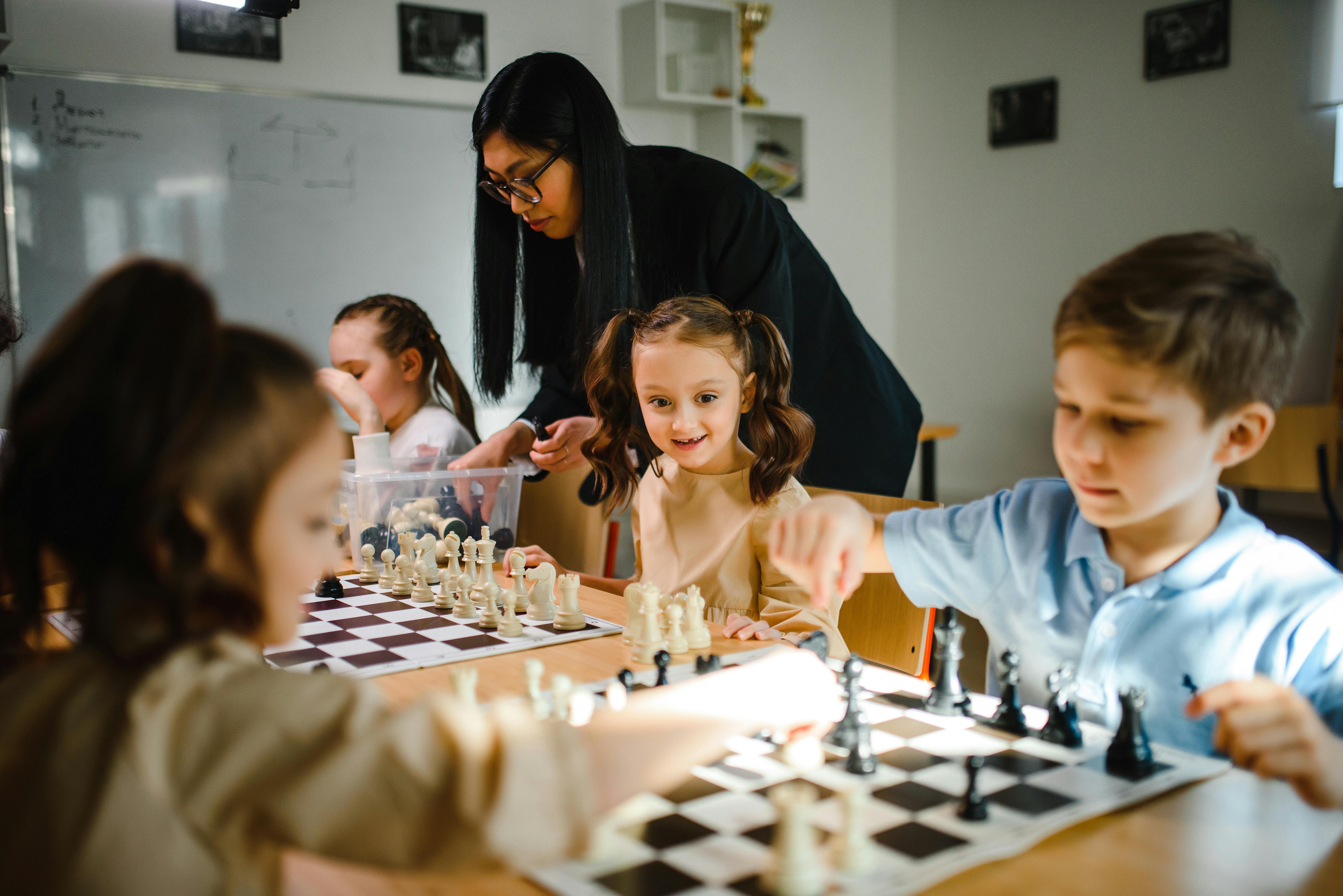 Why your child should learn how to play chess?